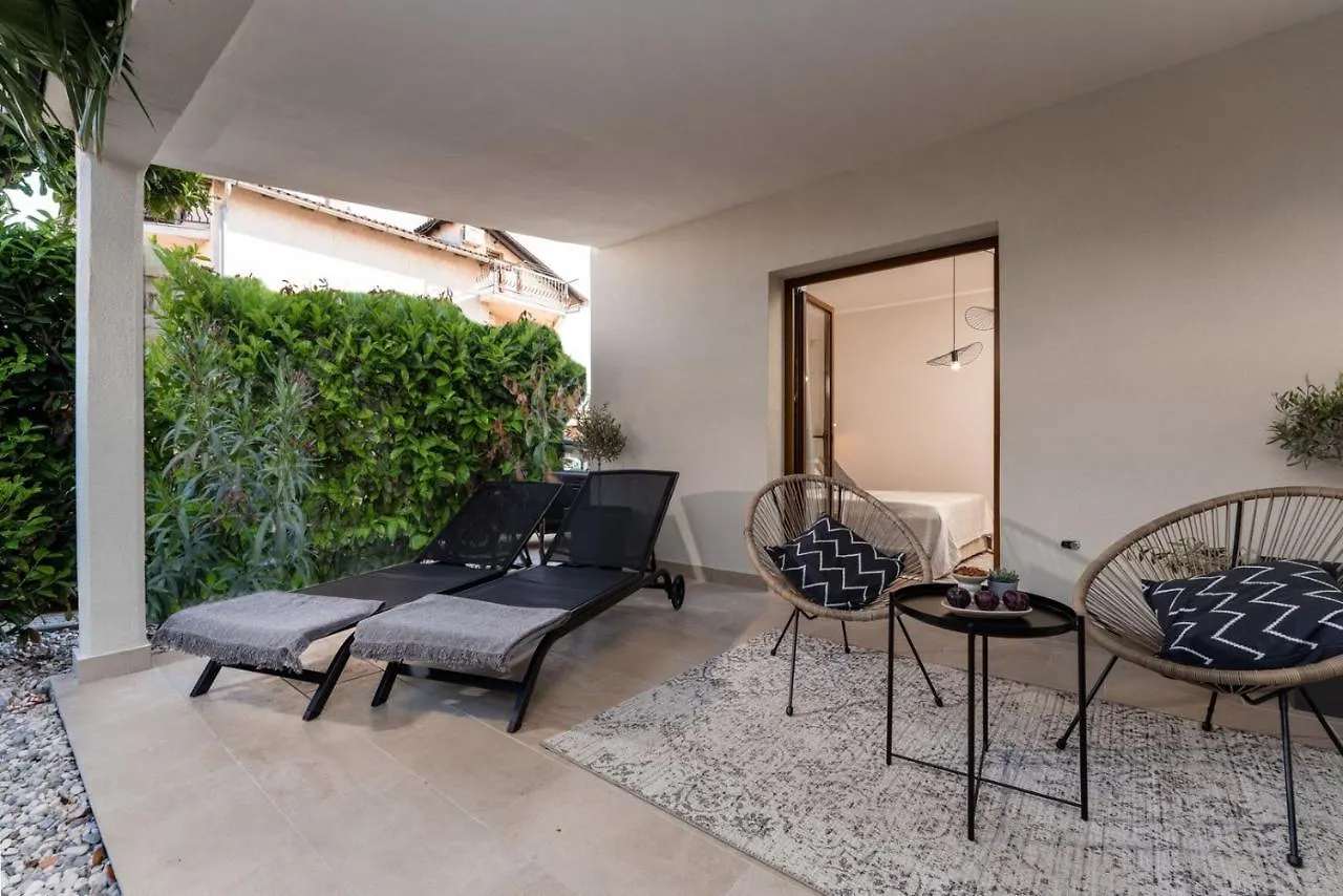 招待所 Apartments Alloro By Seeadria Agency Novigrad Istria 克罗地亚