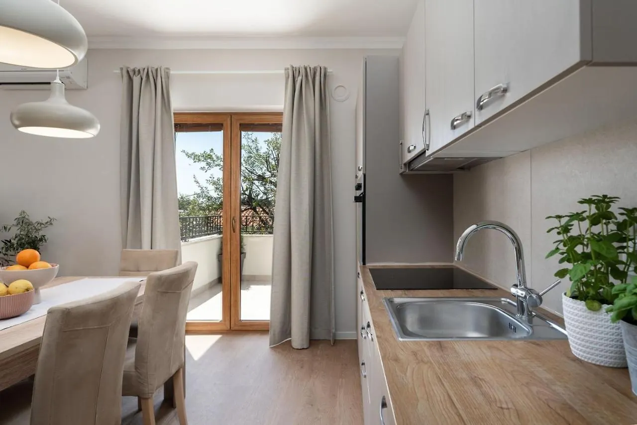 招待所 Apartments Alloro By Seeadria Agency Novigrad Istria
