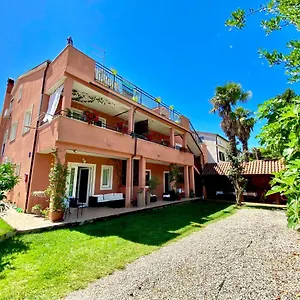  Apartment Tajana